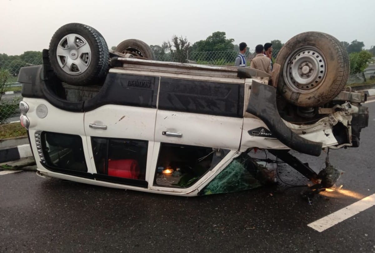 seven person injured after car overturns on Agra-Lucknow Expressway in mainpuri