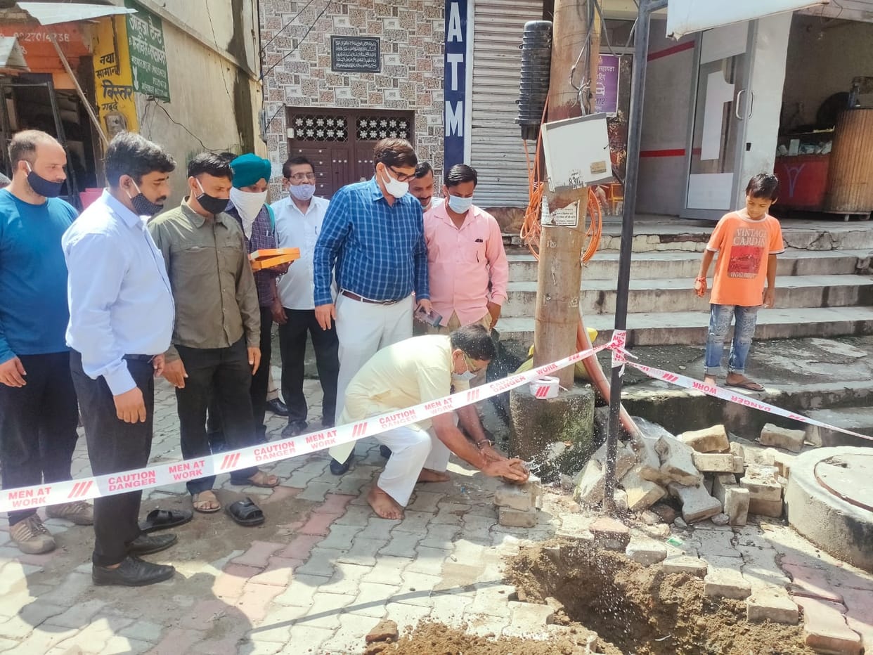 Traffic signal and CCTV installation work started