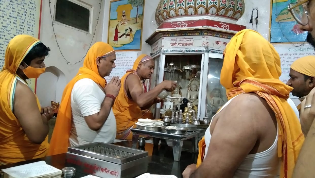 Worship of best forgiveness religion on the first day of Dashlakshana festival