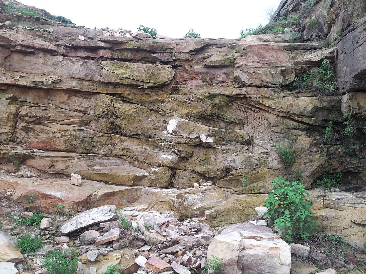 madhya pradesh asi team and historians discovered devi shakti puja sthal Baghor Kali Temple in sidhi district of Paleolithic Age