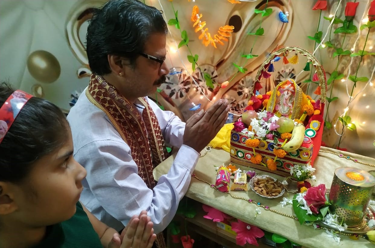 Ganpati Bappa sits, Yamunanagar
