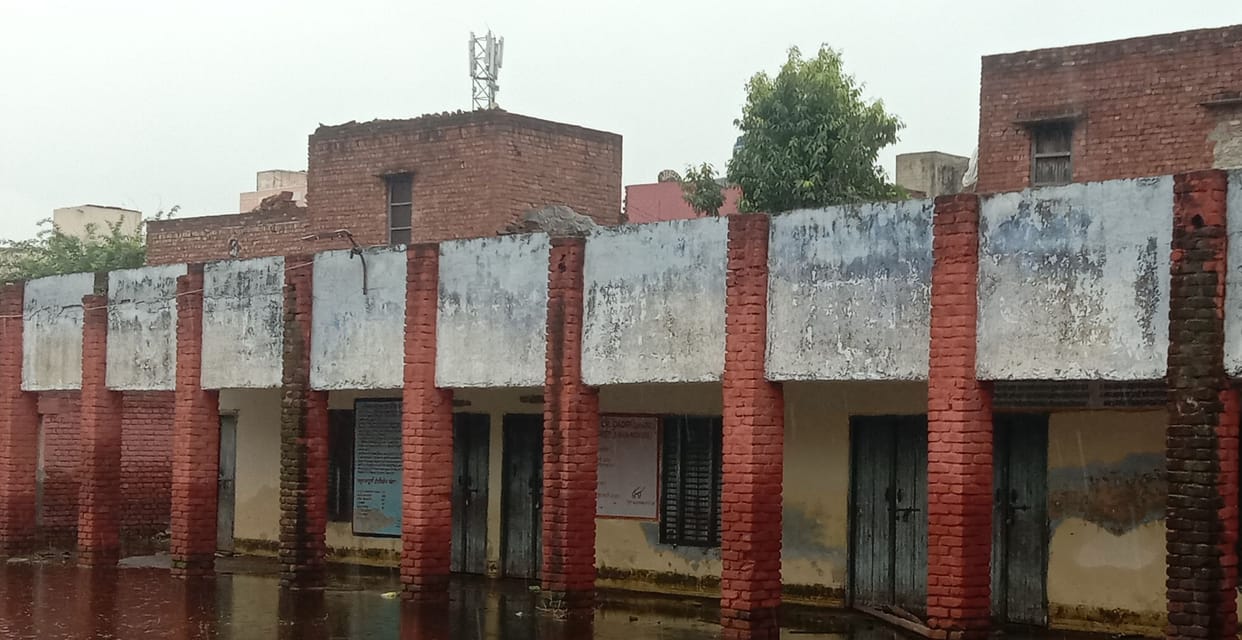 165 dilapidated rooms were not declared as conduit, details sought for the third time in two years