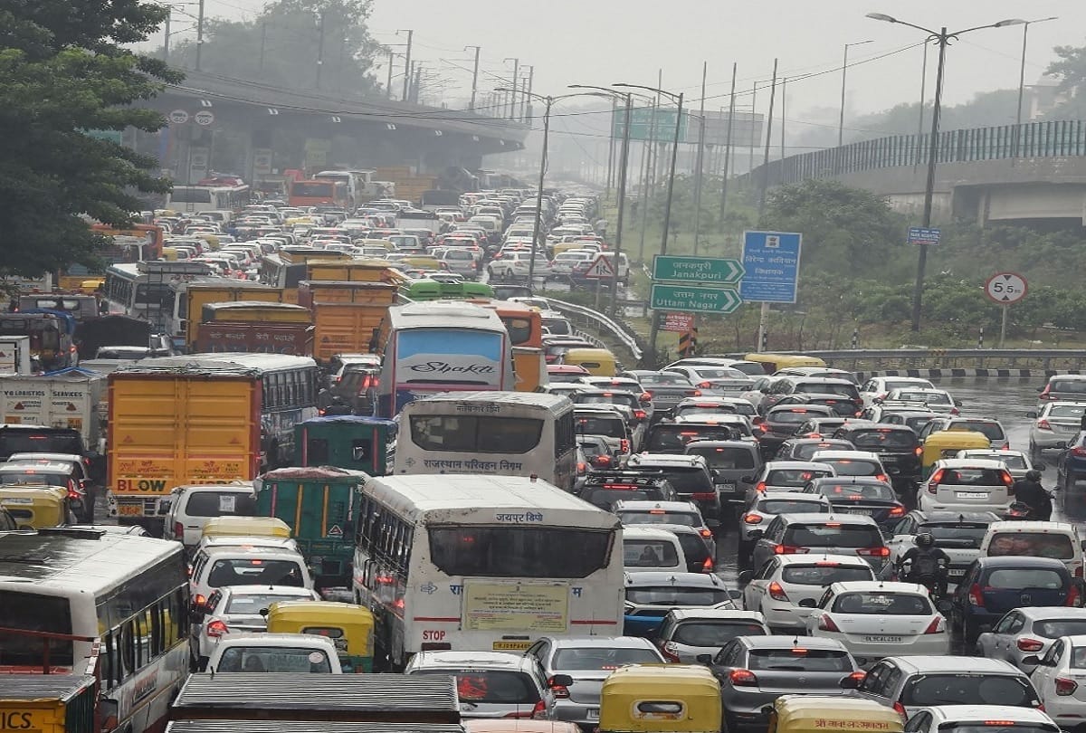heavy rain fall in delhi-ncr, delhi recorded highest one day rain fall in last 121 years