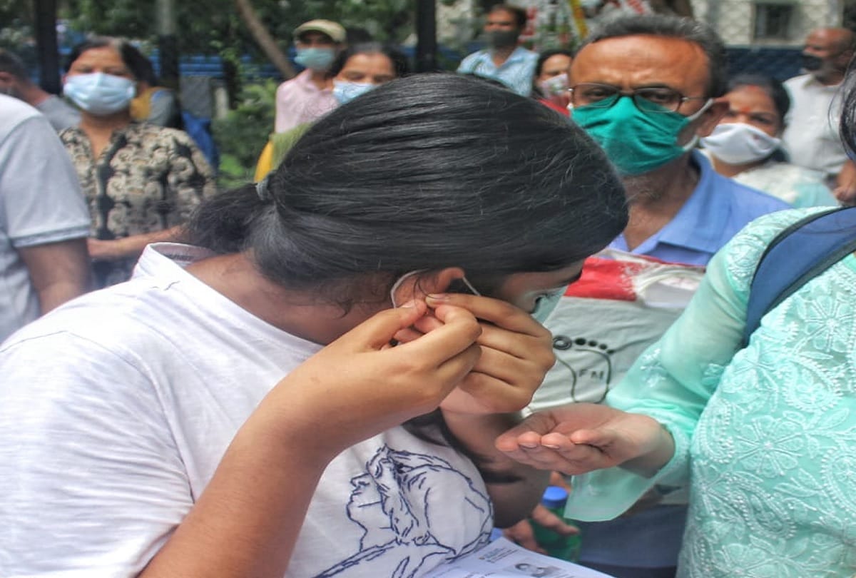 neet 2021: students arrived with parents' blessings