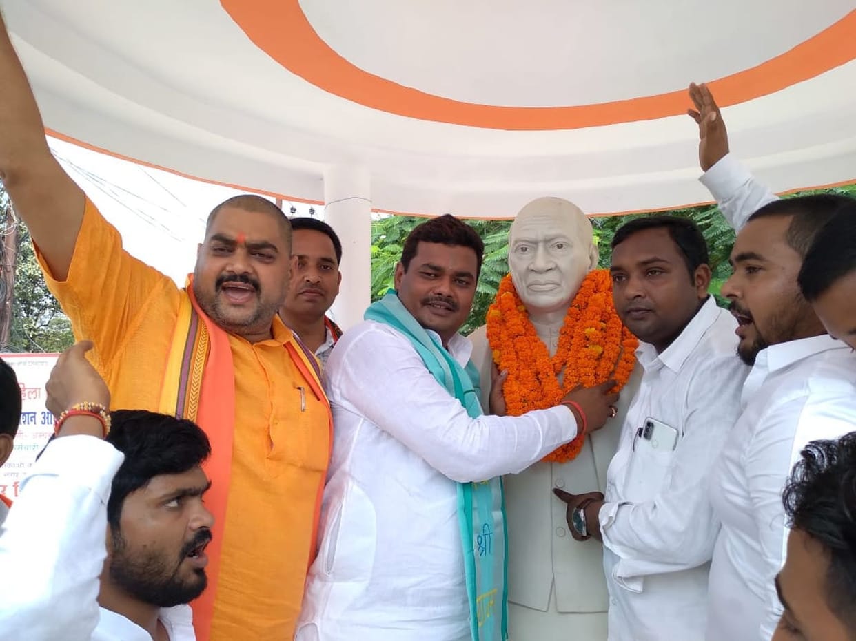 Workers get ready for assembly elections