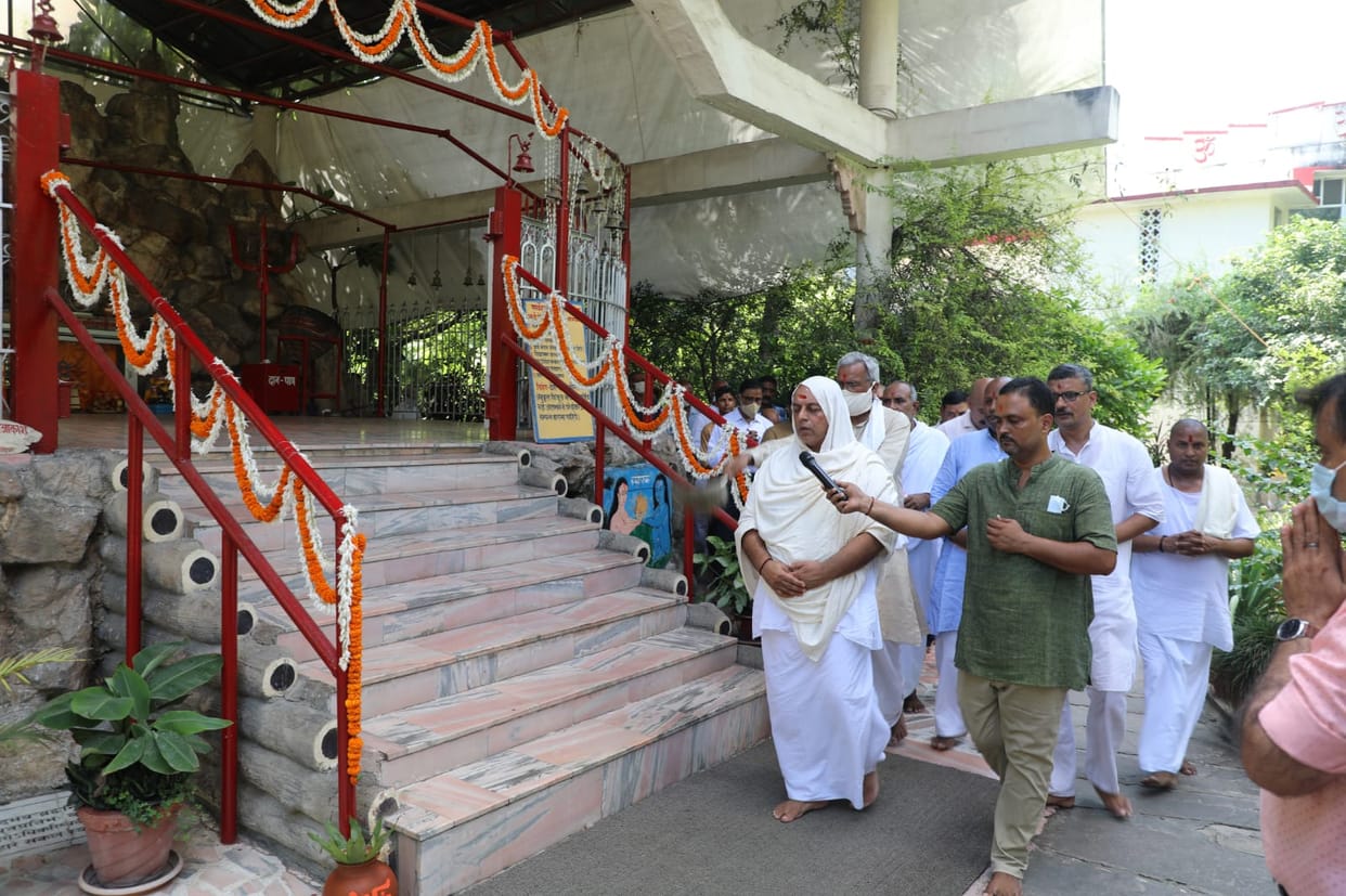 Baba Keenaram  birth anniversary in varanasi Aghor peeth padav ashram Akhand Sankirtan and arti  organized under covid protocol