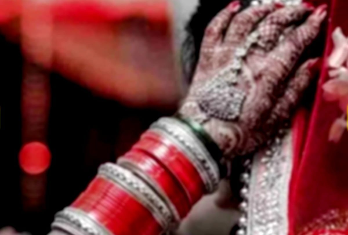 looteri dulhan news: bride escaped after cheating husband after marriage in Mainpuri