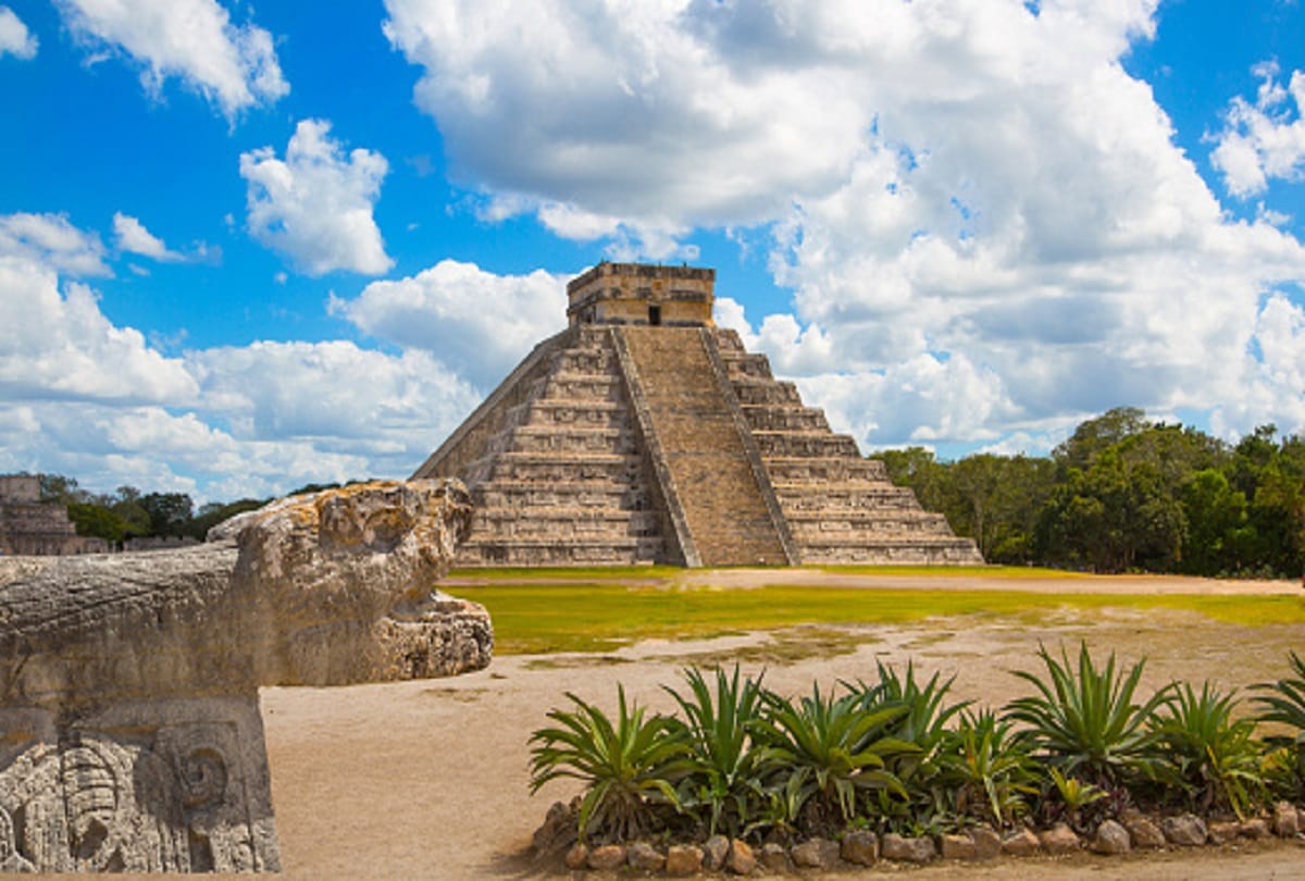 Best and beautiful places to visit in Mexico Chichen Itza