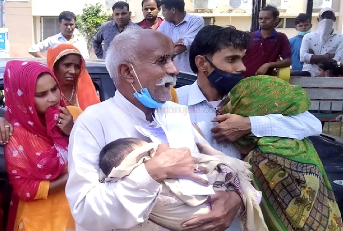 Firozabad Viral Fever News: five month old baby dies of fever in firozabad