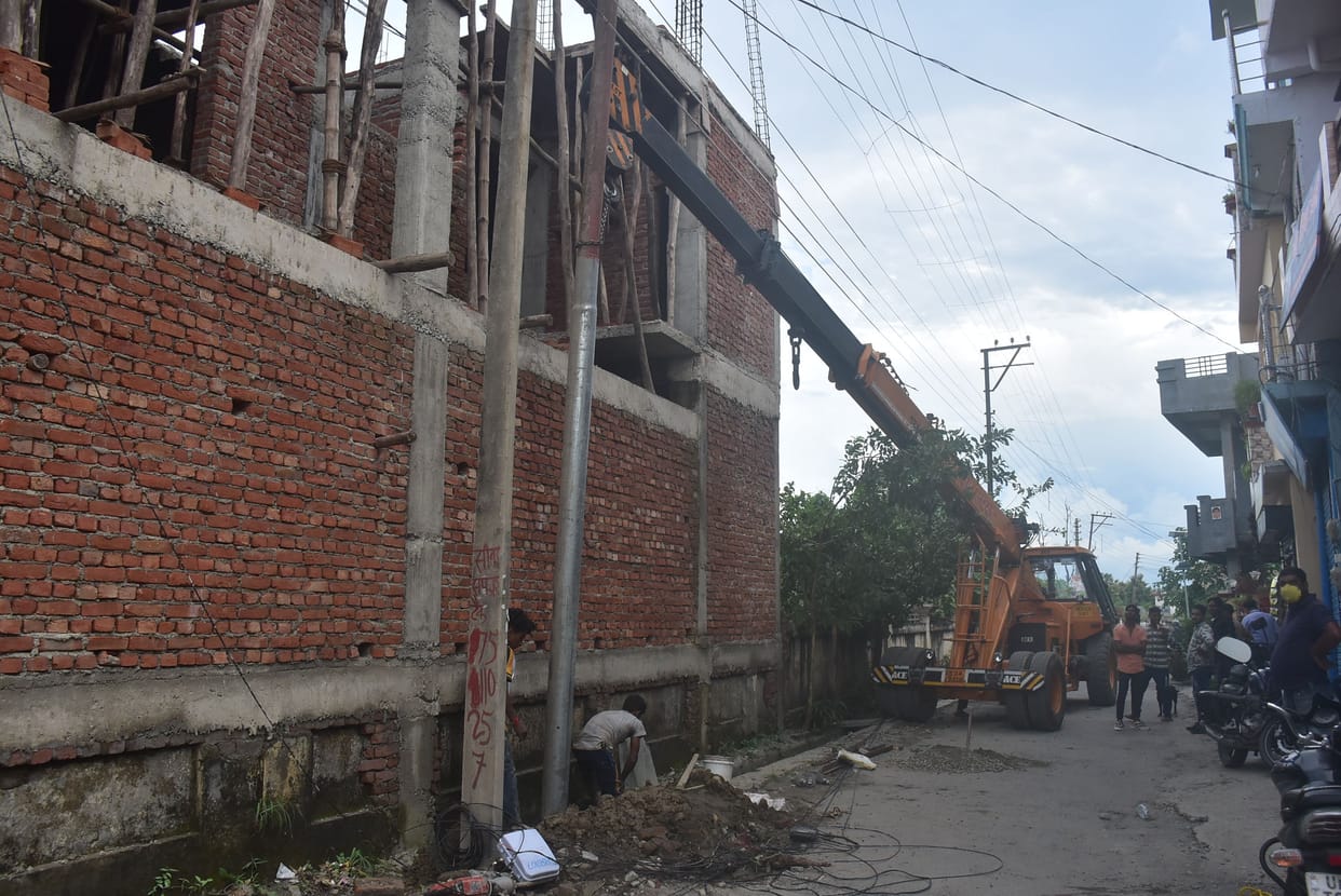 Will complain to the officials of Energy Corporation to CM