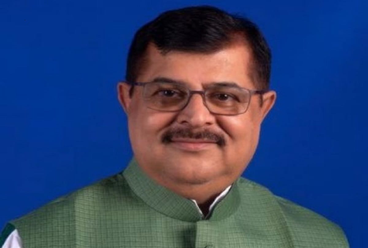 Jharkhand Sunil Tiwari advisor to former CM Babulal Marandi arrested action taken for sexually abusing tribal girl