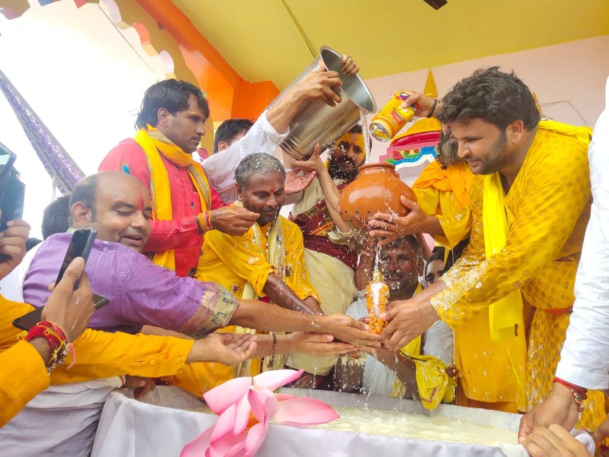 Mathura: Abhishek of Lalita Sakhi with Panchamrit
