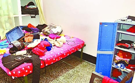 Thieves took thousands of cash, jewelry by breaking the locks of the house in Kashinagar