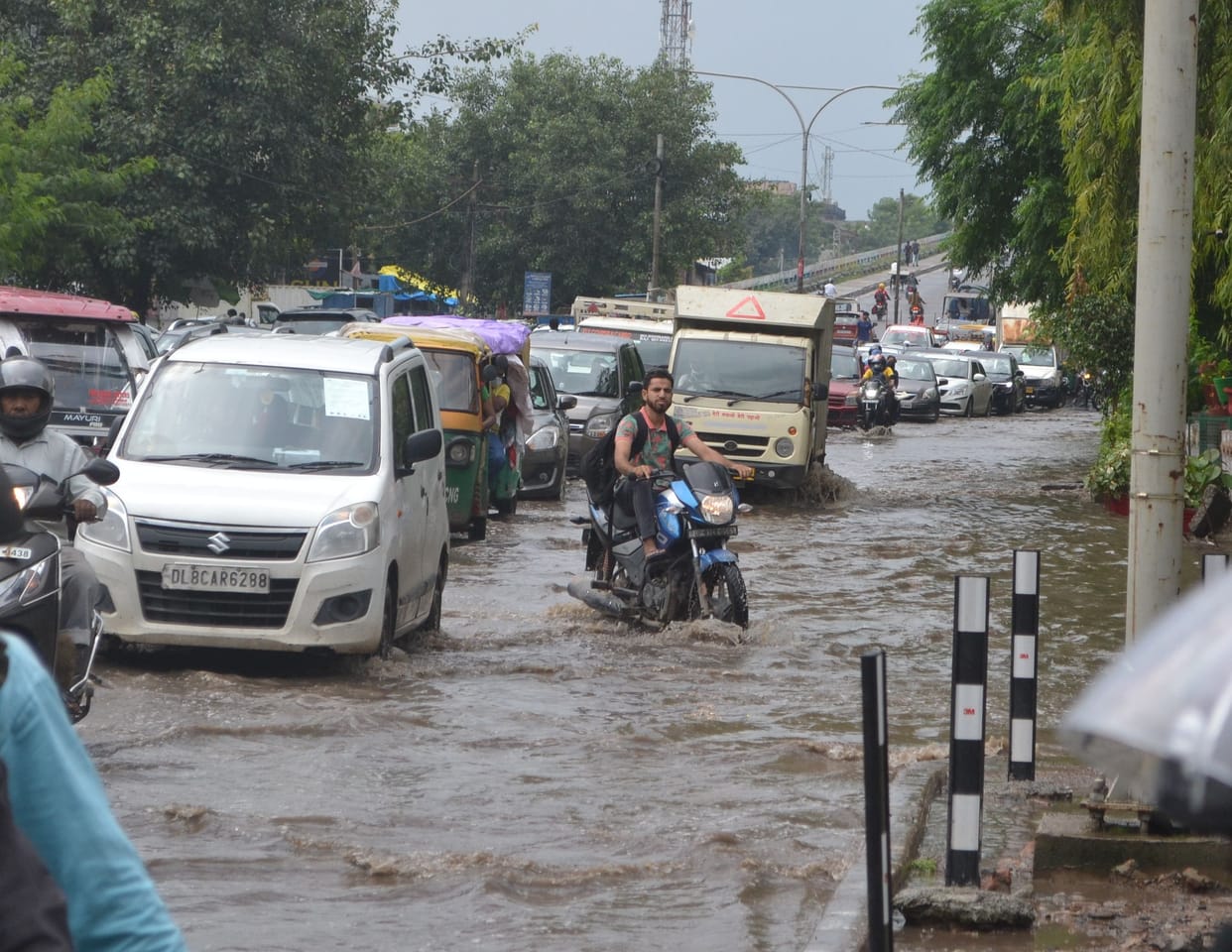 Half an hour of rain caused jam, people kept battling