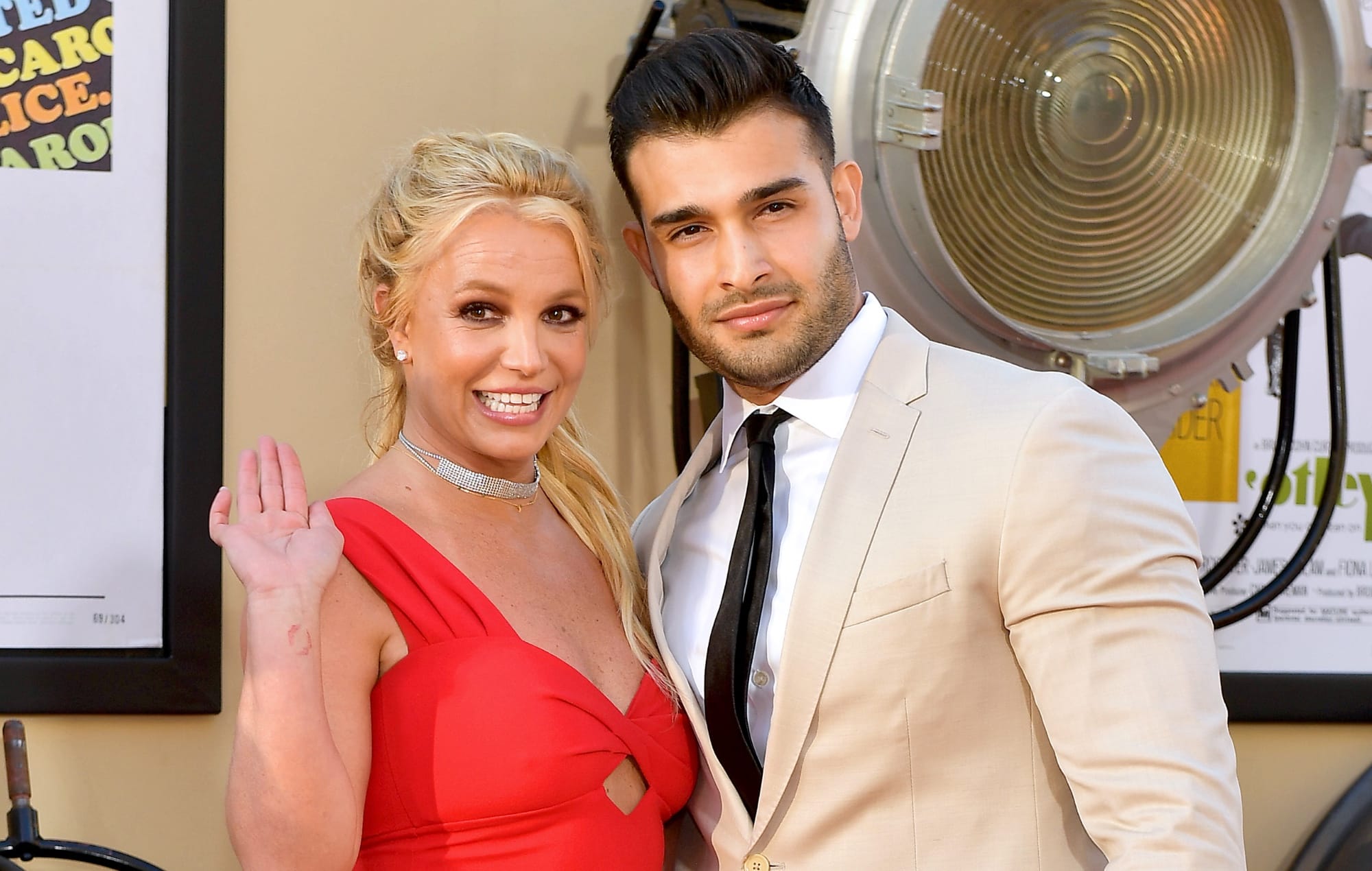 Britney spears deactivates instagram account after engagement with Sam asghari know the reason