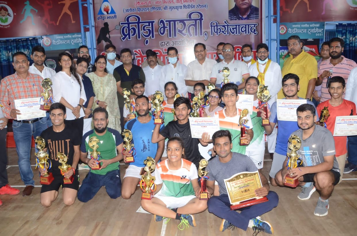 Winners of Badminton Championship honored