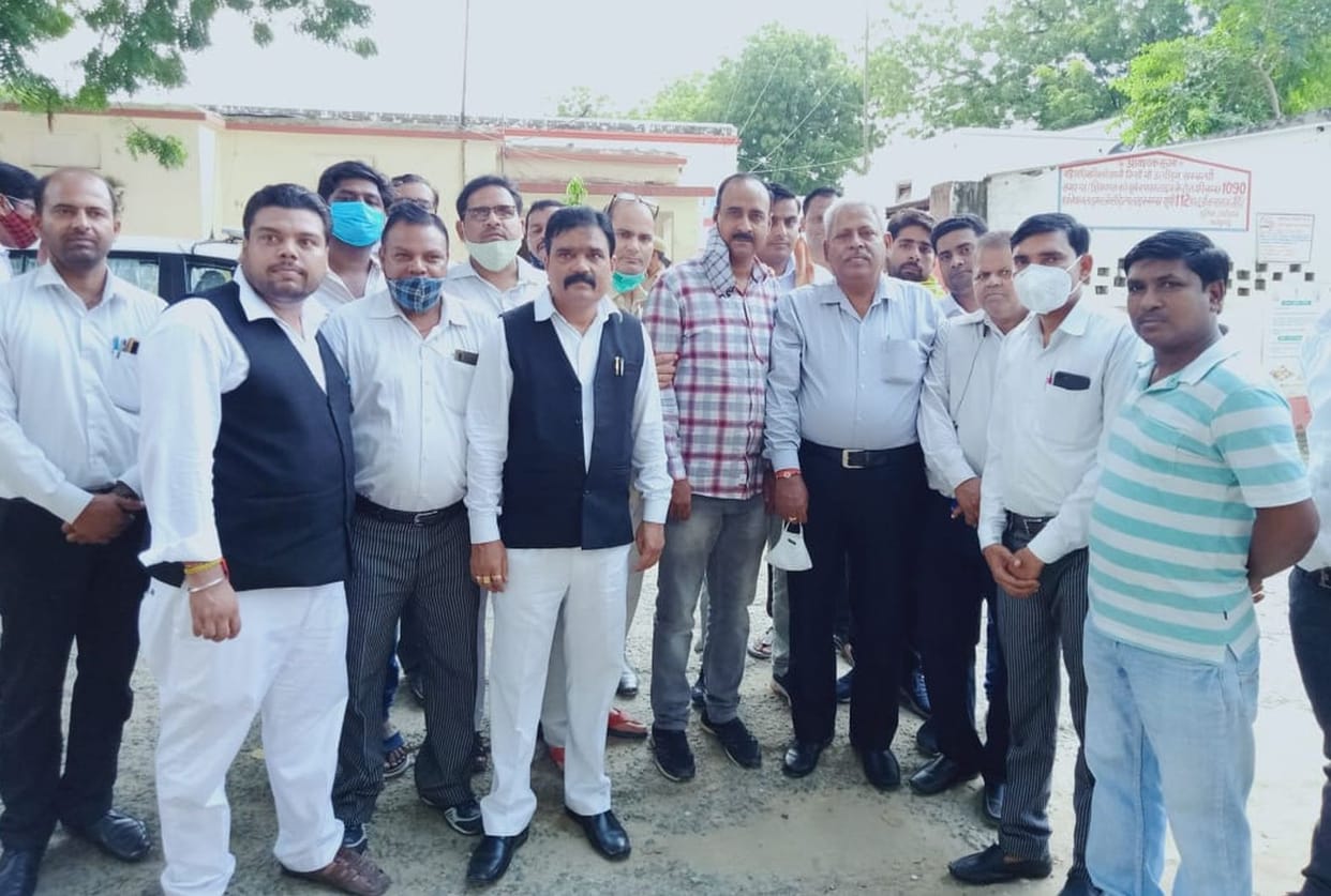 Lawyers opened front against Fatehgarh Kotwal
