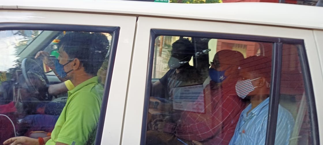 etawah news,Police took former CM's political advisor to Ranchi on transit remand