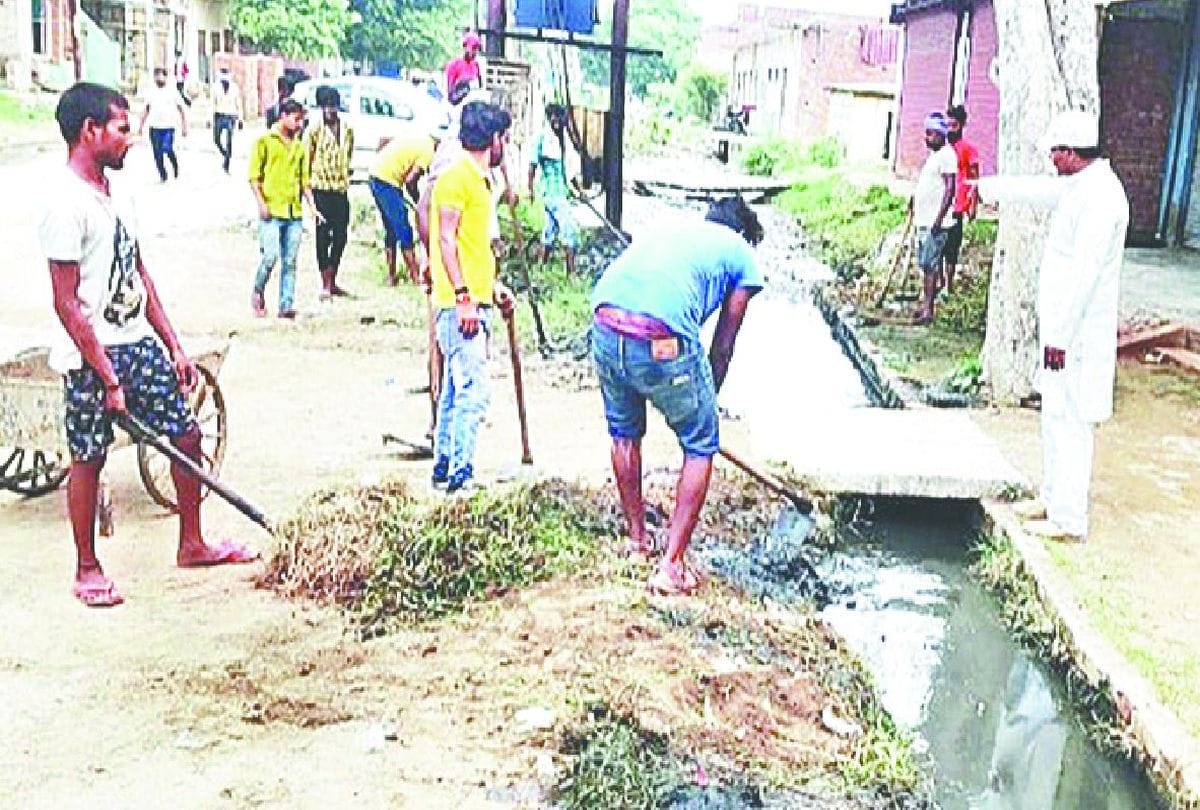 Dengue And Viral Fever In Firozabad Village Patients Demand For Treatment