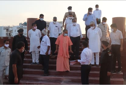 CM Yogi Adityanath inspected Mahant Digvijay Nath Park