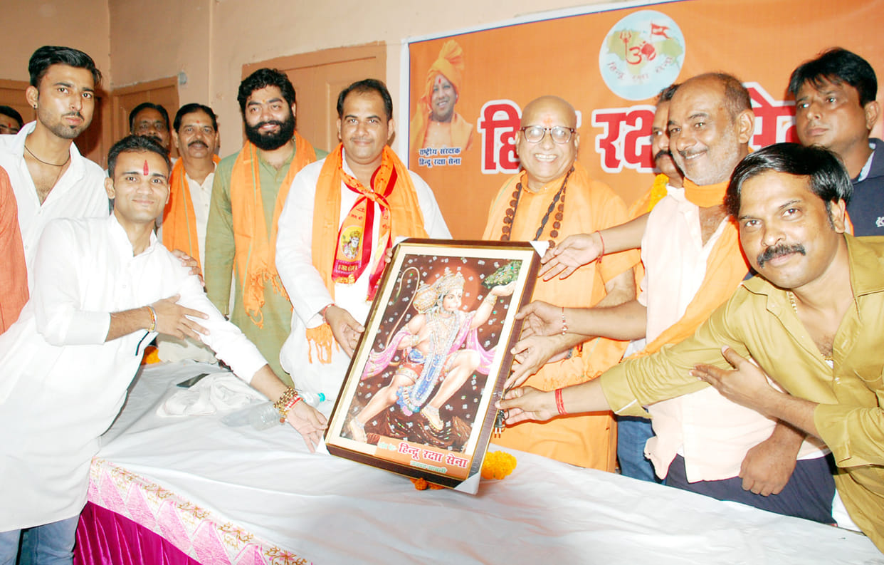 Defense of Hindus is the defense of the country: Prabodhanand