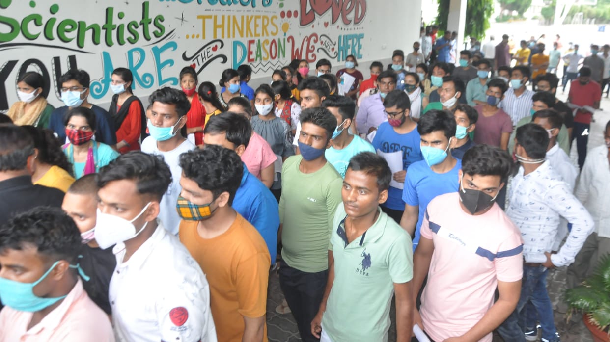 Physics questions in NEET confused candidates