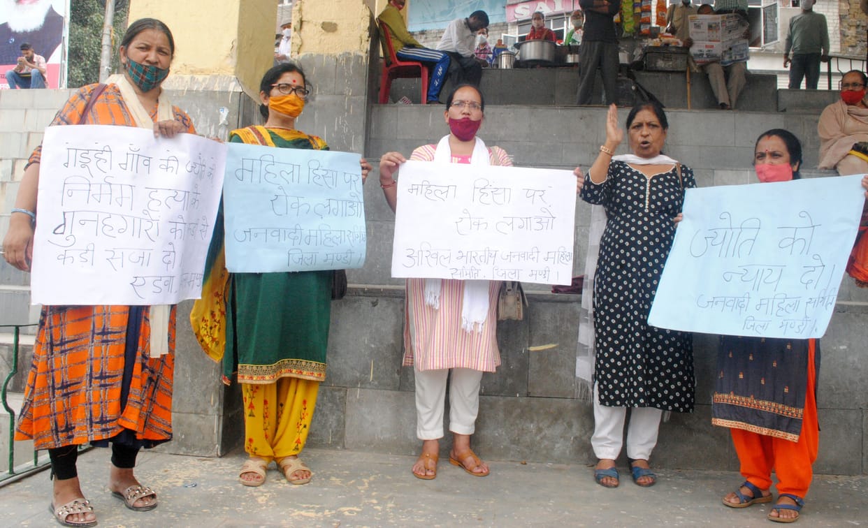 janvadi mahila smiti mandi demend, fair investigation in jyoti case