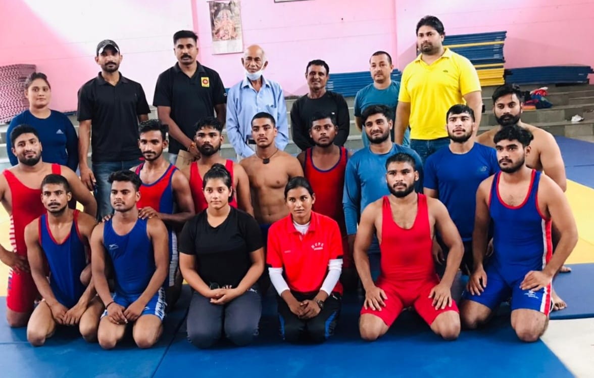 District wrestlers won medals in wrestling competition