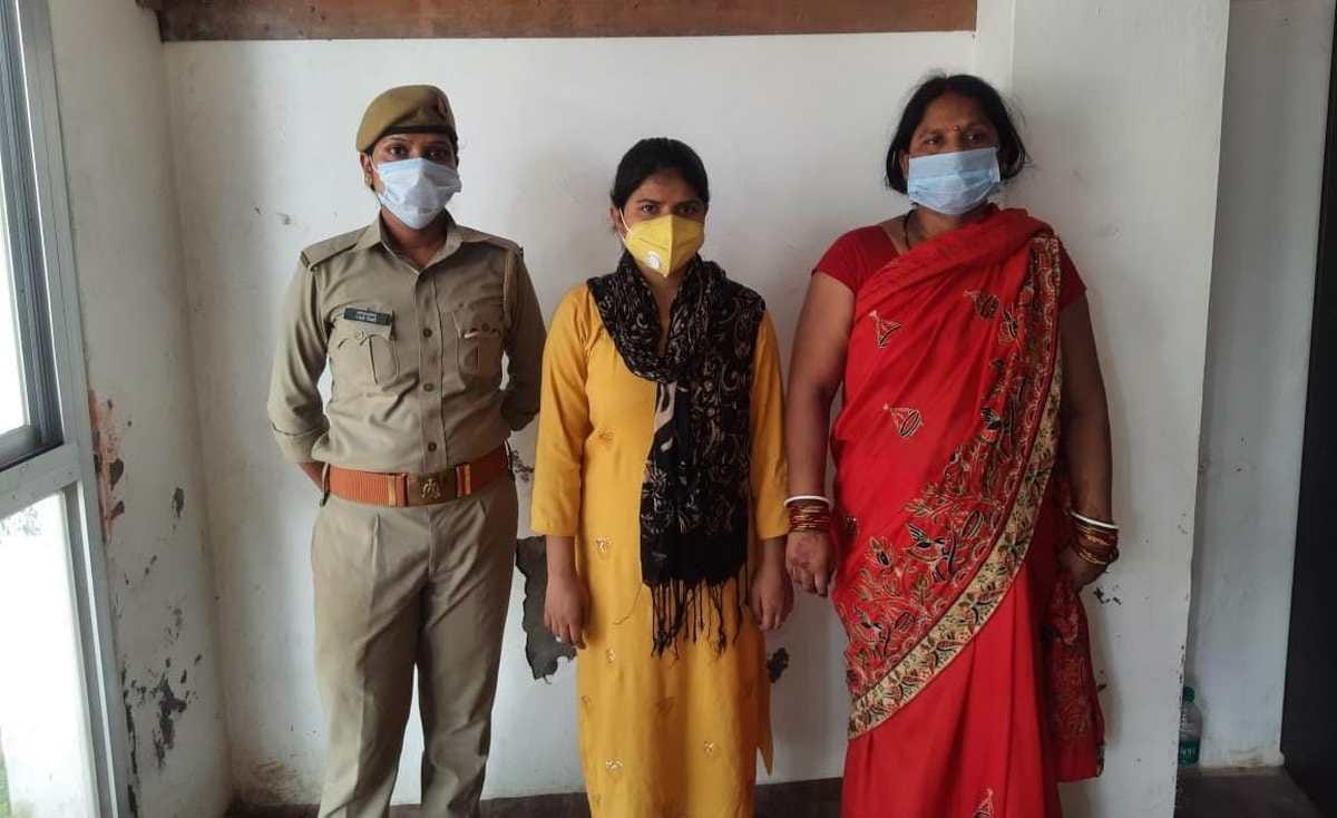 Police arrested mother-daughter of Solver gang in NEET exam varanasi