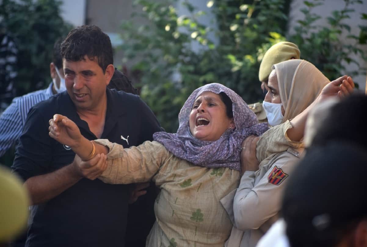 srinagar terrorist attack Sub Inspector Arshid Ahmed attained martyrdom