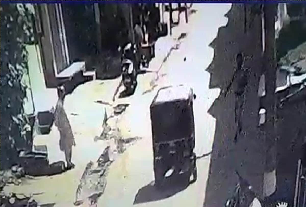 hybrid terrorist srinagar terrorist attack Sub Inspector Arshid Ahmed attained martyrdom