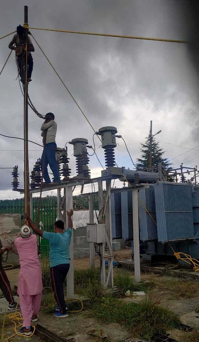 18 in Tanakpur, seven in Champawat and 19 hours in Lohaghat.