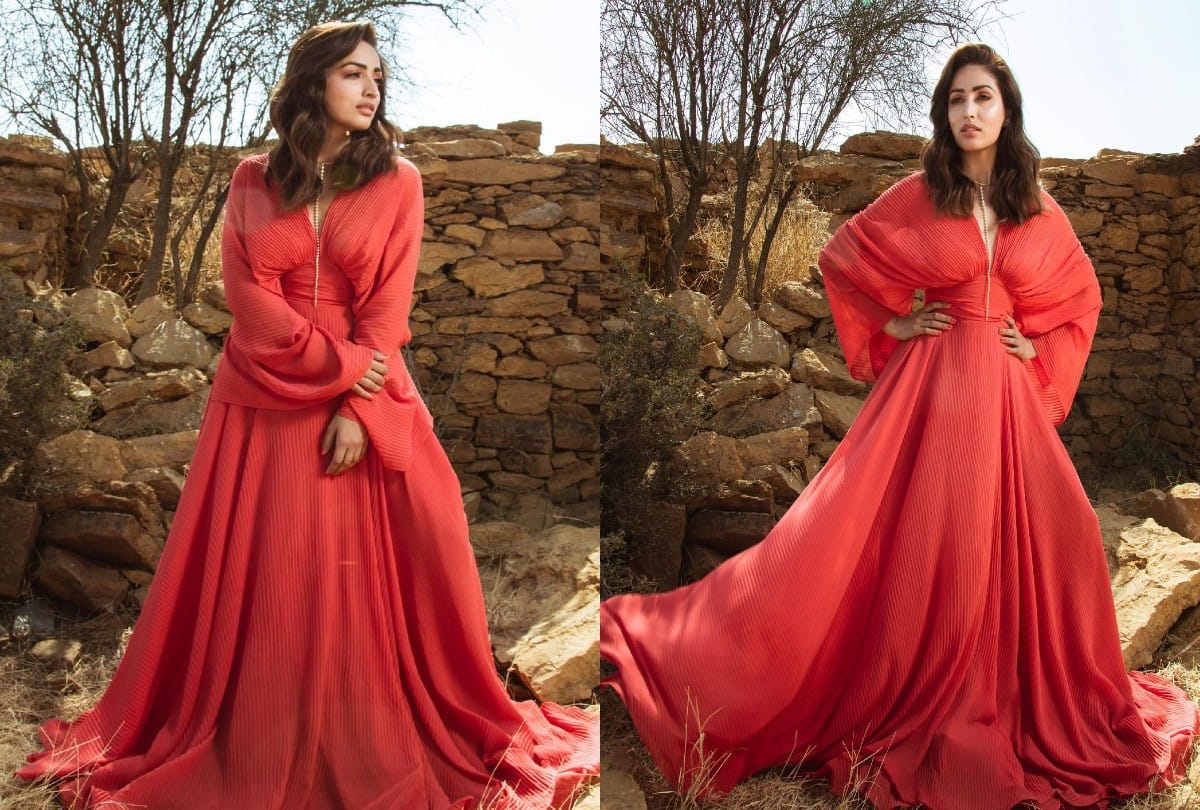 Yami Gautam Styled Blue Dress With matching eye makeup