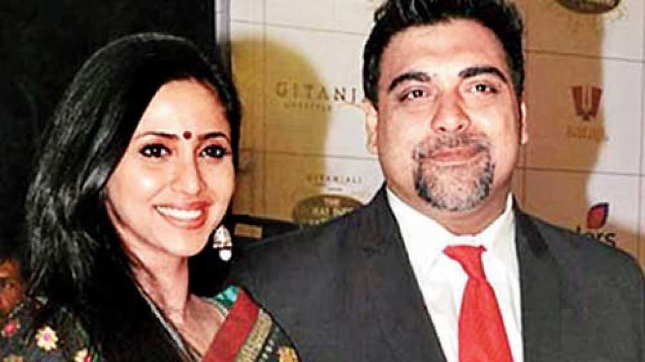 Gautami shares throwback photo of honeymoon with husband Ram Kapoor