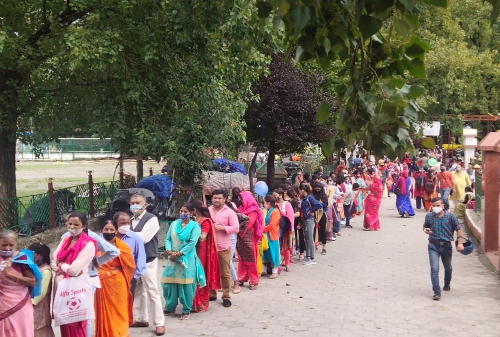 Nanda Devi Mahotsav 2021: Devotees Huge Crowd for Maa Nanda Sunanda Darshan in Nainia Debi Temple Nainital Photos