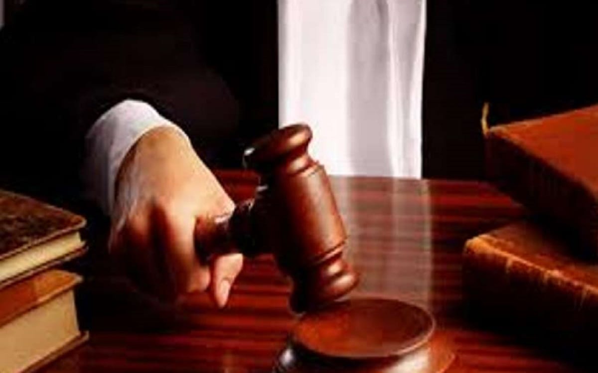 Court sentenced 10 years imprisonment to guilty of rape with minor girl in sonebhhadra and  fine of 40 thousand rupees  case registered in 2017