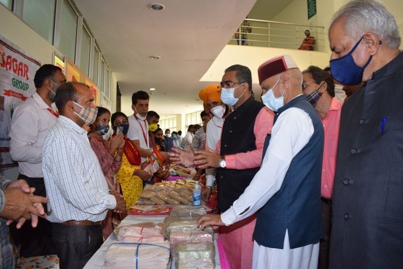 HP handloom industry to be linked with Flipkart soon