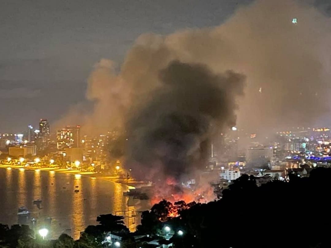 Thailand: A nightclub destroyed by fire in Bangkok, popular among Indians