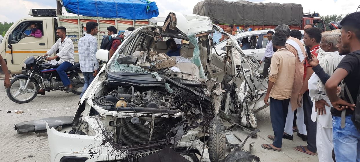 Car collided with dumper due to tire burst, two died
