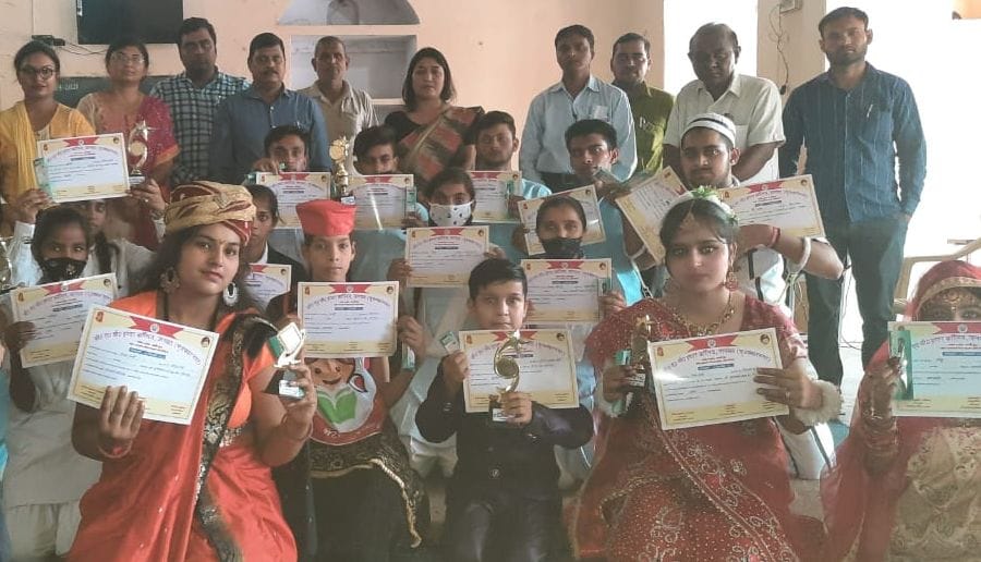 Fancy dress competition organized in DAV Inter College