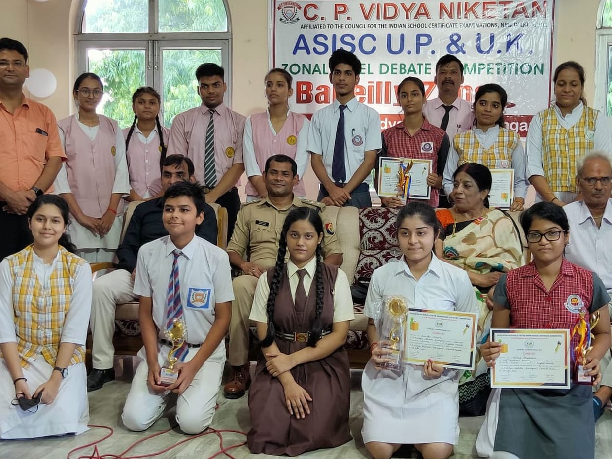 Aastha and Apoorva won the debate