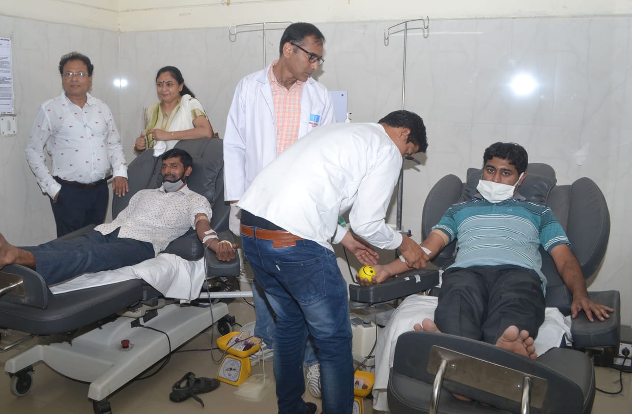 60 Mahadanis donated blood