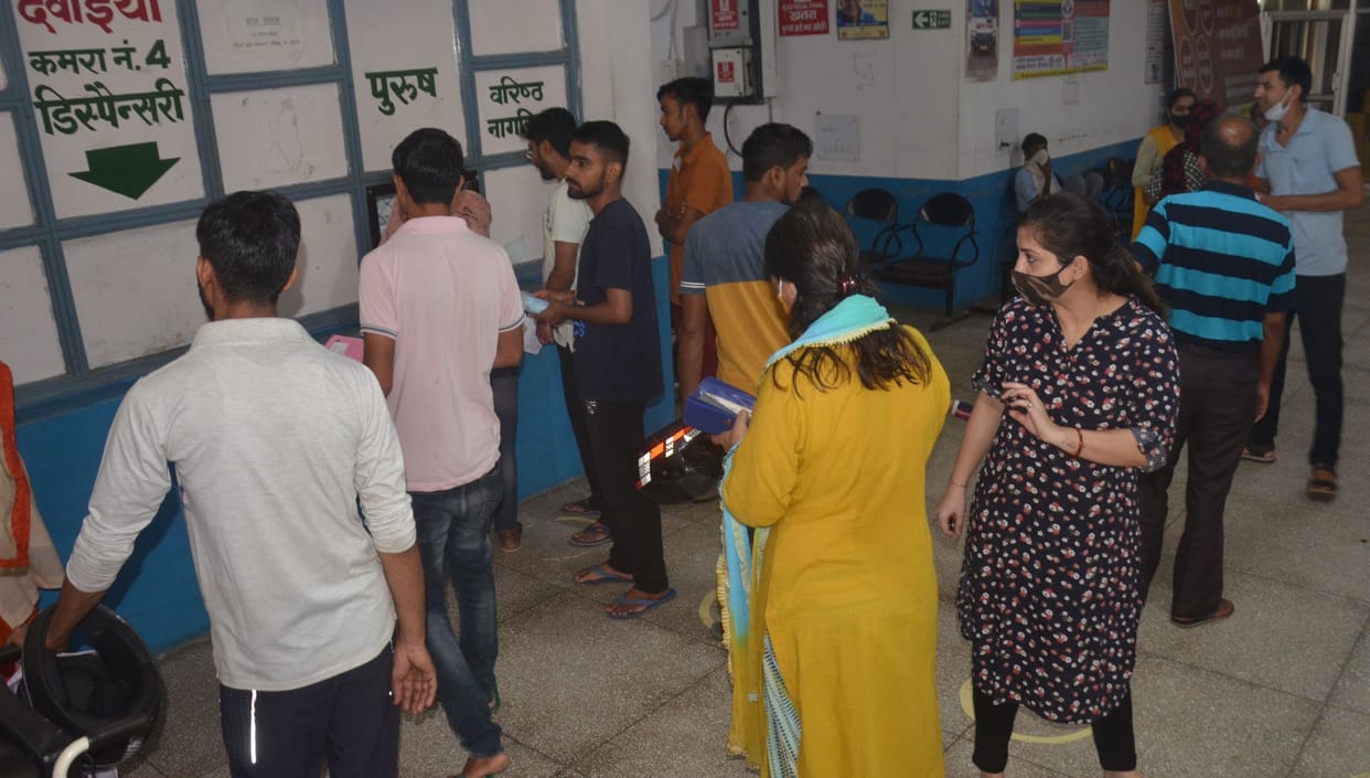 Changing weather: OPD increased by 20 percent in Civil Hospital, 45 percent patients suffering from cough, cold and fever