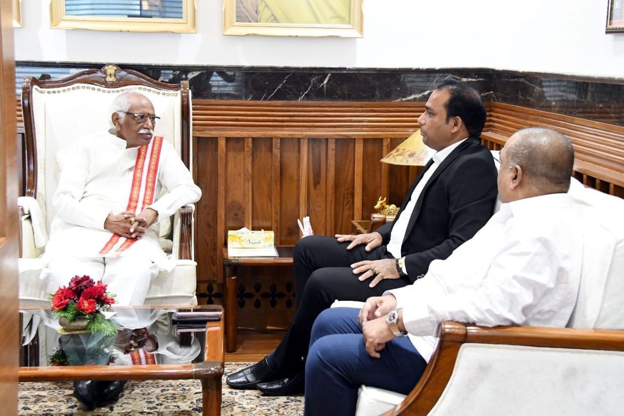 Shrilankan agriculture minister met with haryana governer .