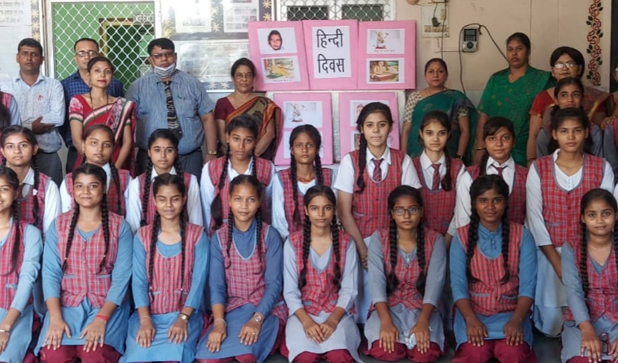 Importance of Hindi made from street play