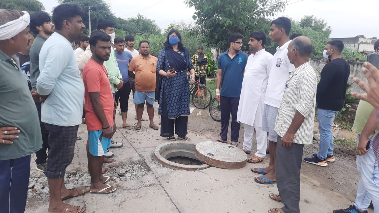 SDM gave instructions for water drainage