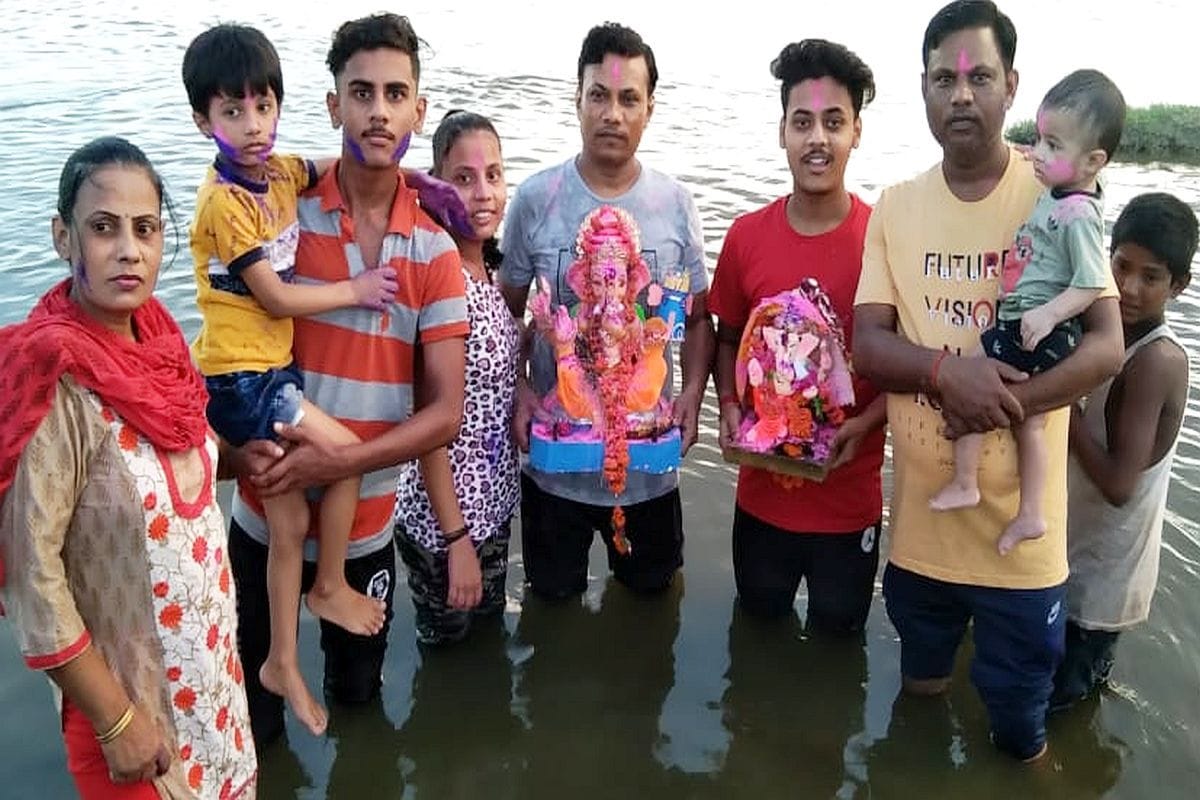 Farewell to Ganpati by taking out procession