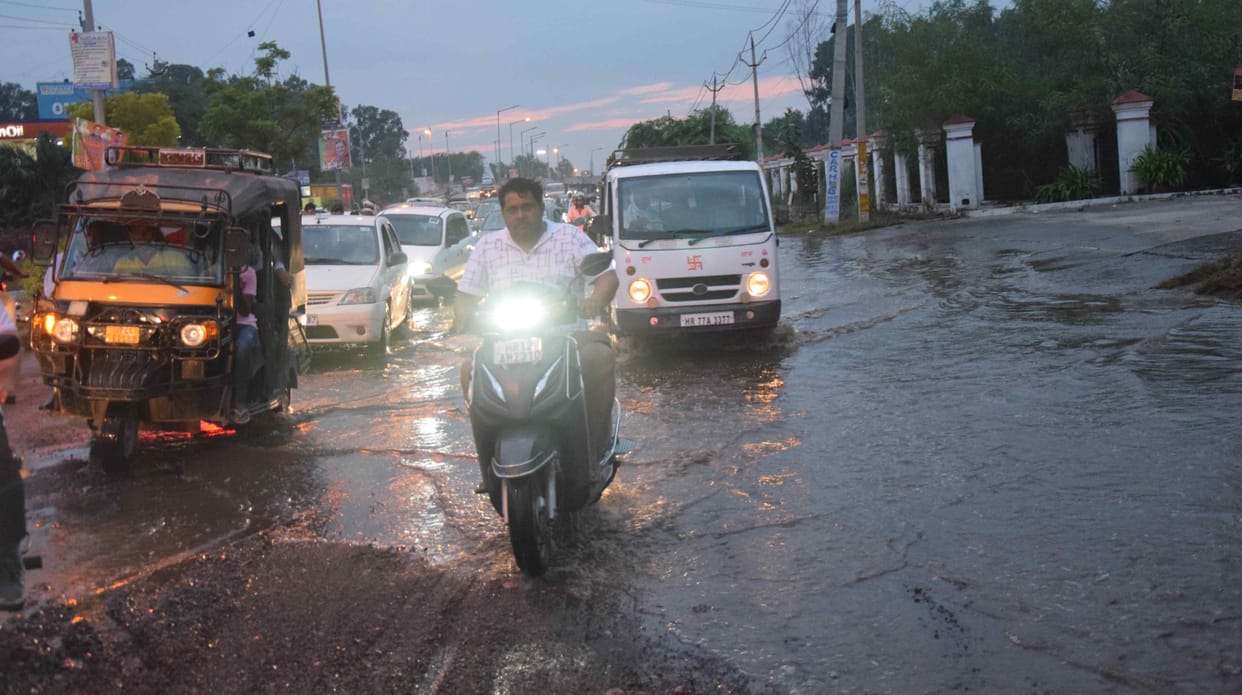 The Deputy Commissioner woke up on the complex problem of waterlogging, said - a case of murder will be registered on the untoward incident