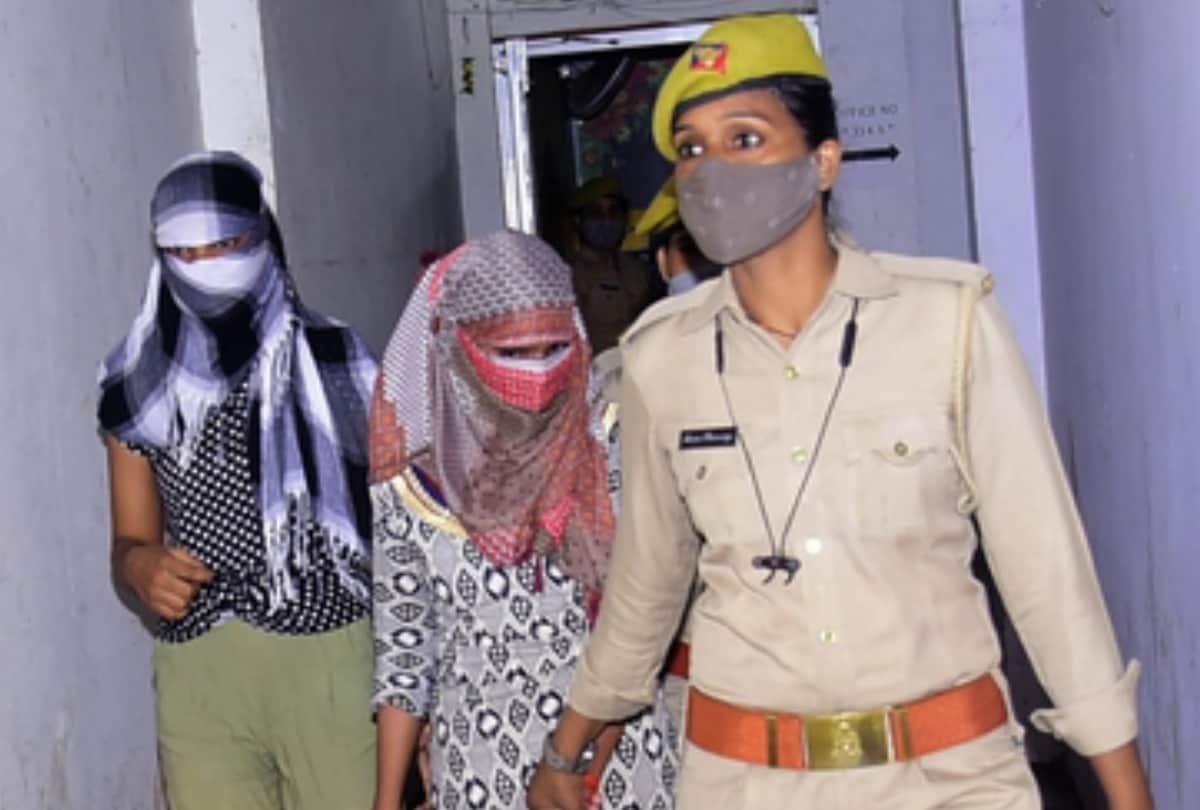 Sex racket busted in Lucknow, see photos