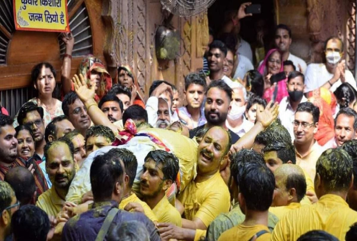 Mathura Radha ashtami radharani birth anniversary celebrated in vrindavan